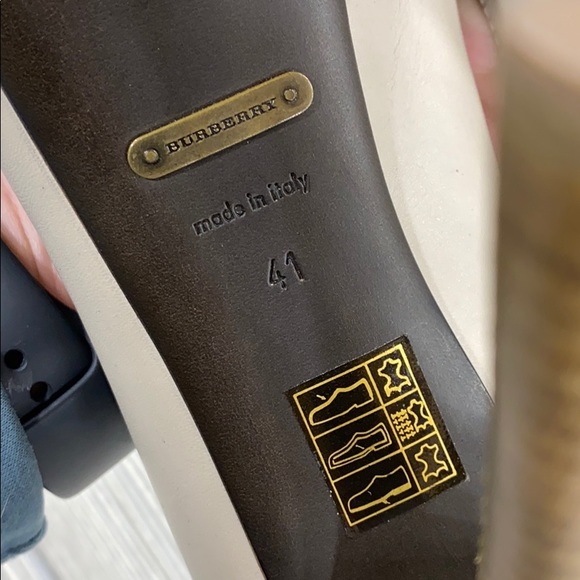 Burberry Trench Settrington Peep Toe Pumps - 41 - Picture 14 of 16